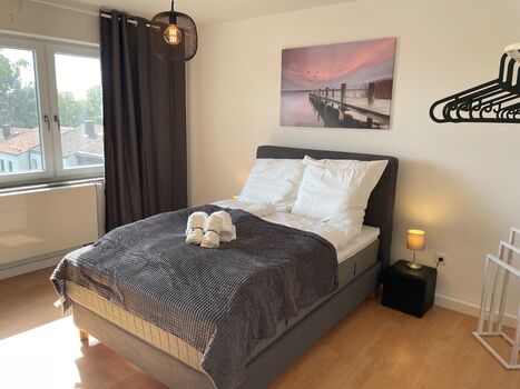 Ruhige Lage, Nahe Uni, BWK, Strassenbahn, Einkaufen Bild 1 Ruhige Lage, Nahe Uni, BWK, Strassenbahn, Einkaufen Bild 1