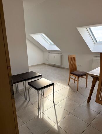 Vollausgestattete große Dachwohnung und Parkplatz Bild 3 Vollausgestattete große Dachwohnung und Parkplatz Bild 3