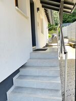 Eingang Deluxe 1 und 2 Eingang Deluxe 1 und 2