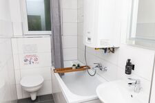 CosyHomes24 (GE09e) • Highspeed Wifi • Balkon • Stellplatz Picture 10 CosyHomes24 (GE09e) • Highspeed Wifi • Balkon • Stellplatz Picture 10