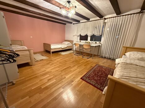 Dreibett-Zimmer Dreibett-Zimmer