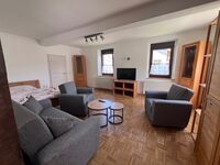 Wohnzimmer mit weiterem Bett Wohnzimmer mit weiterem Bett