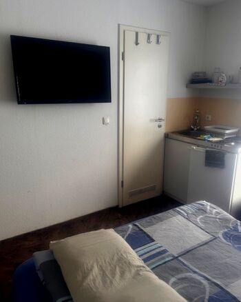 Einzelzimmer 1 Miniküche Einzelzimmer 1 Miniküche