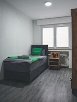 Gladbeck WLAN - Smart-TV - 24-7 Check-in und Küche Bild 17 Gladbeck WLAN - Smart-TV - 24-7 Check-in und Küche Bild 17