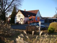 Parkplatz auch für große Fahrzeuge Parkplatz auch für große Fahrzeuge