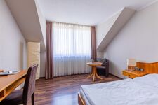 Salí Homes | Hotel zum Dorfbrunnen - Bornheim Bild 14 Salí Homes | Hotel zum Dorfbrunnen - Bornheim Bild 14