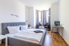 Salí Homes | Hotel zum Dorfbrunnen - Bornheim Bild 15 Salí Homes | Hotel zum Dorfbrunnen - Bornheim Bild 15