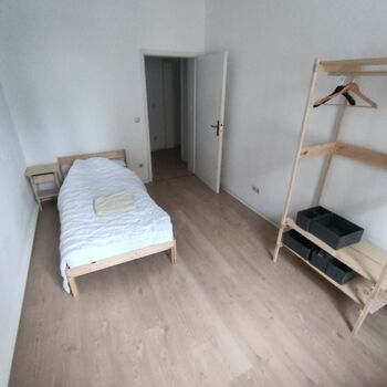 Gästezimmer Nähe Bahnhof in Freiberg zu vermieten Gästezimmer Nähe Bahnhof in Freiberg zu vermieten