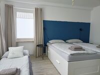 Schlafzimmer 1 mit Schlafsessel Schlafzimmer 1 mit Schlafsessel