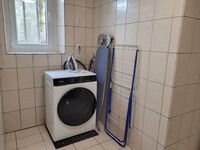 Wasch-/Trockner Wasch-/Trockner