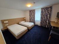 Hotel .rooms: Top-Lage D/CH-Grenze: Modernes Boarding House am Bahnhof Picture 2 Hotel .rooms: Top-Lage D/CH-Grenze: Modernes Boarding House am Bahnhof Picture 2