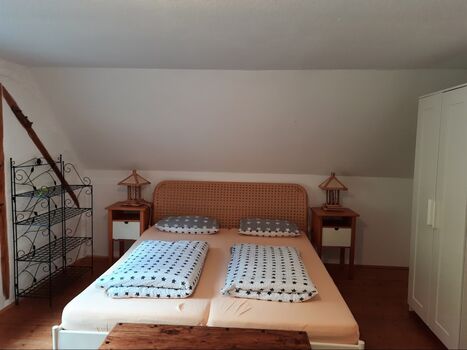 Gästezimmer / WG in Hofstetten Gästezimmer / WG in Hofstetten