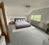 Premium Haus mit 7 Zimmer I Garten I 5 Parkplätze I WLAN Zdjęcie 8 Premium Haus mit 7 Zimmer I Garten I 5 Parkplätze I WLAN Zdjęcie 8