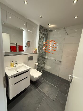 Seenahe und gemütliche 2 Zimmer-Wohnung Bild 5 Seenahe und gemütliche 2 Zimmer-Wohnung Bild 5