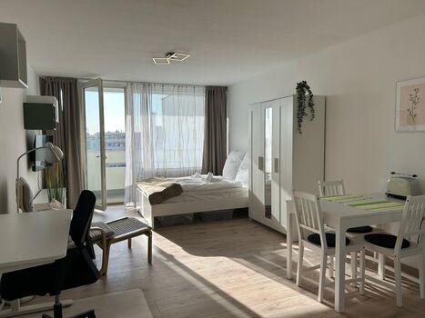 Modern Studio Apartment in Birminghamstraße | Frankfurt am M Modern Studio Apartment in Birminghamstraße | Frankfurt am M