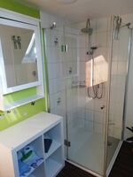 Bild 3 Dusche FeWo Bruch Bild 3 Dusche FeWo Bruch