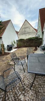 Grillplatz mit Sitzgelegenheit Grillplatz mit Sitzgelegenheit