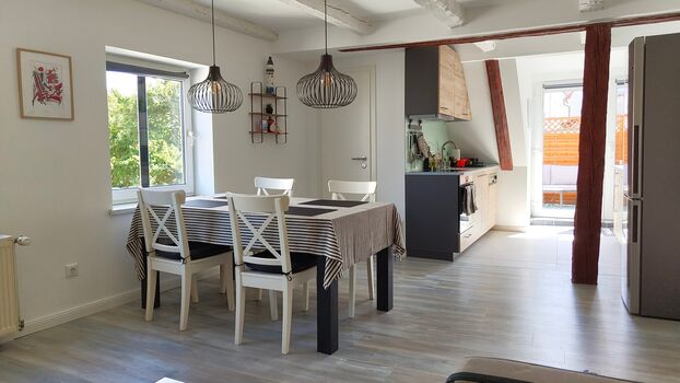 Altstadt-Wohnung mit Dachterrasse und Homeoffice-Platz Zdjęcie 2 Altstadt-Wohnung mit Dachterrasse und Homeoffice-Platz Zdjęcie 2