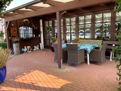 Terrasse vor der Tür / Rauchermöglichkeit Terrasse vor der Tür / Rauchermöglichkeit