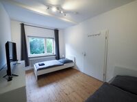 Haus bis zu 12 Personen mit WLAN, Gäste-WC, TV–Bad Oldesloe Bild 3 Haus bis zu 12 Personen mit WLAN, Gäste-WC, TV–Bad Oldesloe Bild 3
