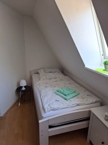 Gästezimmer (Einzelzimmer) in der Altstadt von Leer Gästezimmer (Einzelzimmer) in der Altstadt von Leer