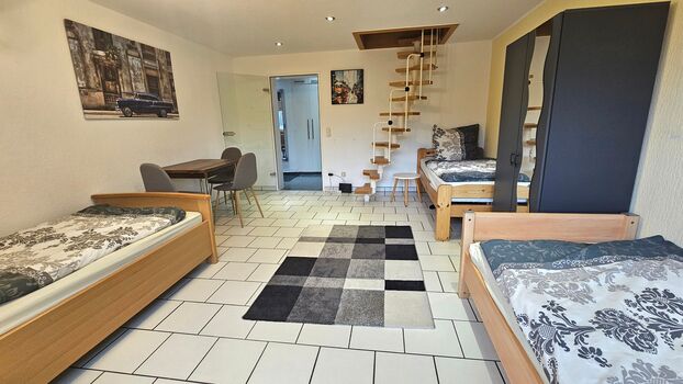 Sehr Ruhige Wohnung für 3 - 6 Leute mit Balkon + Garten Picture 2 Sehr Ruhige Wohnung für 3 - 6 Leute mit Balkon + Garten Picture 2