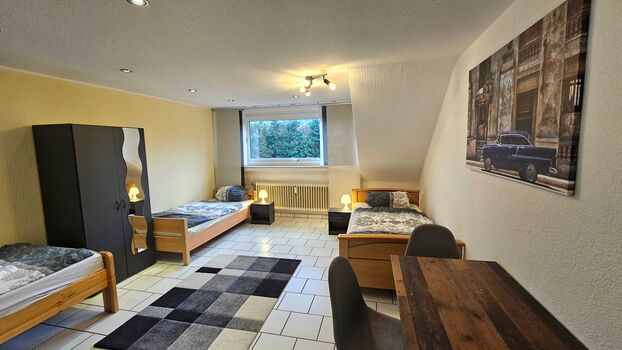 Sehr Ruhige Wohnung für 3 - 6 Leute mit Balkon + Garten Picture 3 Sehr Ruhige Wohnung für 3 - 6 Leute mit Balkon + Garten Picture 3