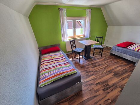 2 Bettzimmer 2 Bettzimmer