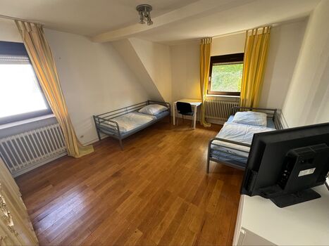 Guestroom in Stuttgart - Vaihingen Guestroom in Stuttgart - Vaihingen