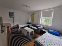 2-Bett Zimmer mit TV 2-Bett Zimmer mit TV