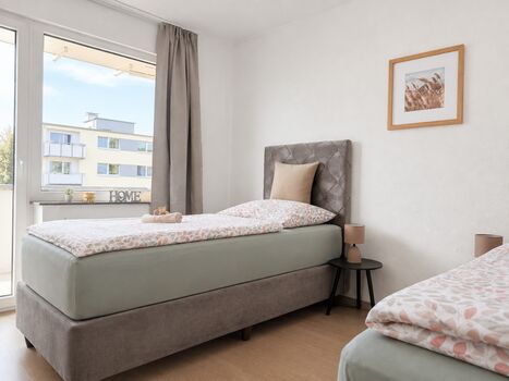 Loft44- Oberhausen, 5. Personen, WIFI, Parkplatz, Balkon Loft44- Oberhausen, 5. Personen, WIFI, Parkplatz, Balkon