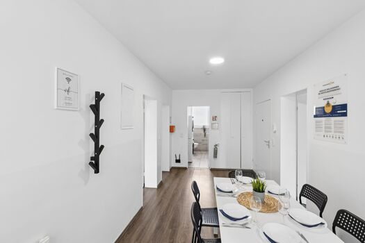Balkon und Parkplatz | Komfortable Unterkünfte in Bergkamen Bild 4 Balkon und Parkplatz | Komfortable Unterkünfte in Bergkamen Bild 4