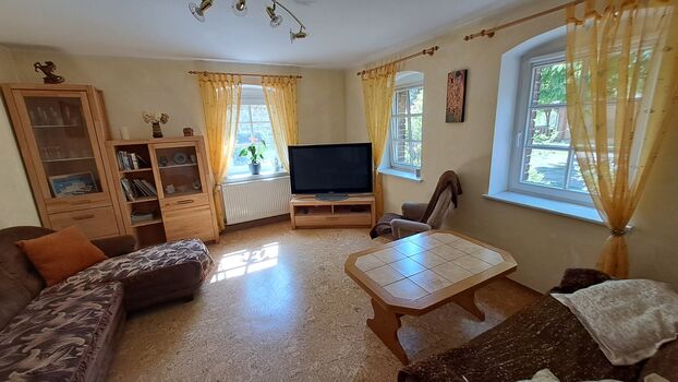 Wohnzimmer mit Ausziehcouch Wohnzimmer mit Ausziehcouch