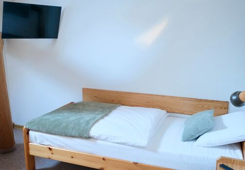 "PENSION Berggasse": Gemeinschaftsküche · WLAN · Smart-TV · Parkplätze Bild 4 "PENSION Berggasse": Gemeinschaftsküche · WLAN · Smart-TV · Parkplätze Bild 4