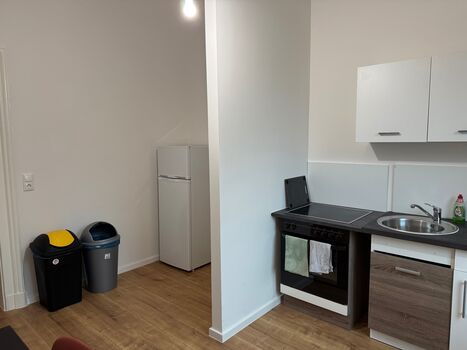 Moderne, ruhige 3-Zimmer-Wohnung mit Parkplatz Moderne, ruhige 3-Zimmer-Wohnung mit Parkplatz