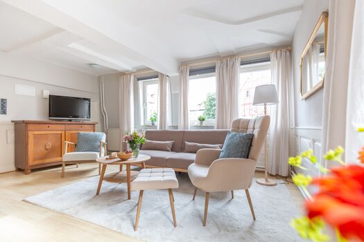 Wohnbereich renoviert, mit Smart TV Wohnbereich renoviert, mit Smart TV