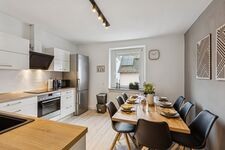 3 Wohnungen/20 Schlafplätze-Parkplatz,Küche,Garten,WLAN,TV,Wohnzimmer Bild 20 3 Wohnungen/20 Schlafplätze-Parkplatz,Küche,Garten,WLAN,TV,Wohnzimmer Bild 20