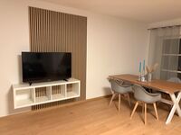 Stilvolle Fewo mit großem, modernem Wohn-Esszimmer und offen Zdjęcie 1 Stilvolle Fewo mit großem, modernem Wohn-Esszimmer und offen Zdjęcie 1