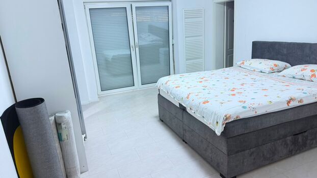 Große Wohnung mit Garten Große Wohnung mit Garten