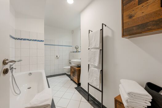 Lahnblick | 3 Schlafzimmer, Parkplatz, WLAN Bild 3 Lahnblick | 3 Schlafzimmer, Parkplatz, WLAN Bild 3