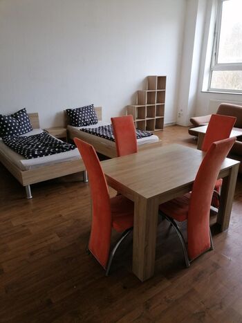 GroßzügigeWohnung nah an Wanderwegen, Öffis und Innenstadt Bild 2 GroßzügigeWohnung nah an Wanderwegen, Öffis und Innenstadt Bild 2