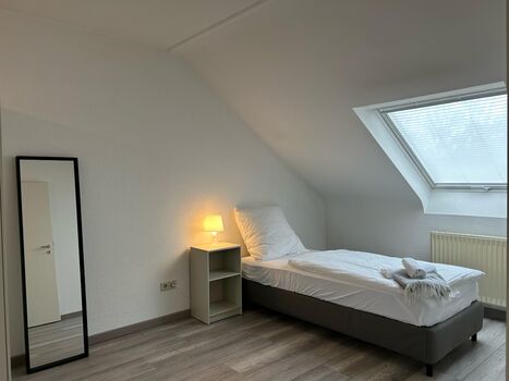 Modernes Apartment für Gruppen – Kurmainzer Straße Modernes Apartment für Gruppen – Kurmainzer Straße