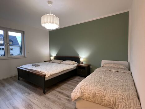 Luxus - Parkplätze - zentral - bis 50 Personen Bild 1 Luxus - Parkplätze - zentral - bis 50 Personen Bild 1