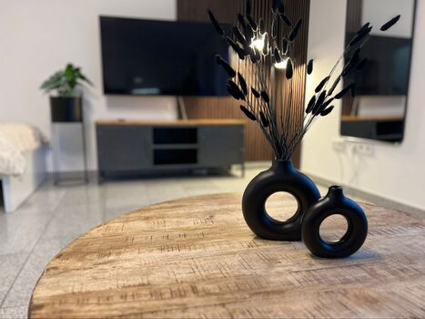 Luxus - Parkplätze - zentral - bis 50 Personen Bild 2 Luxus - Parkplätze - zentral - bis 50 Personen Bild 2