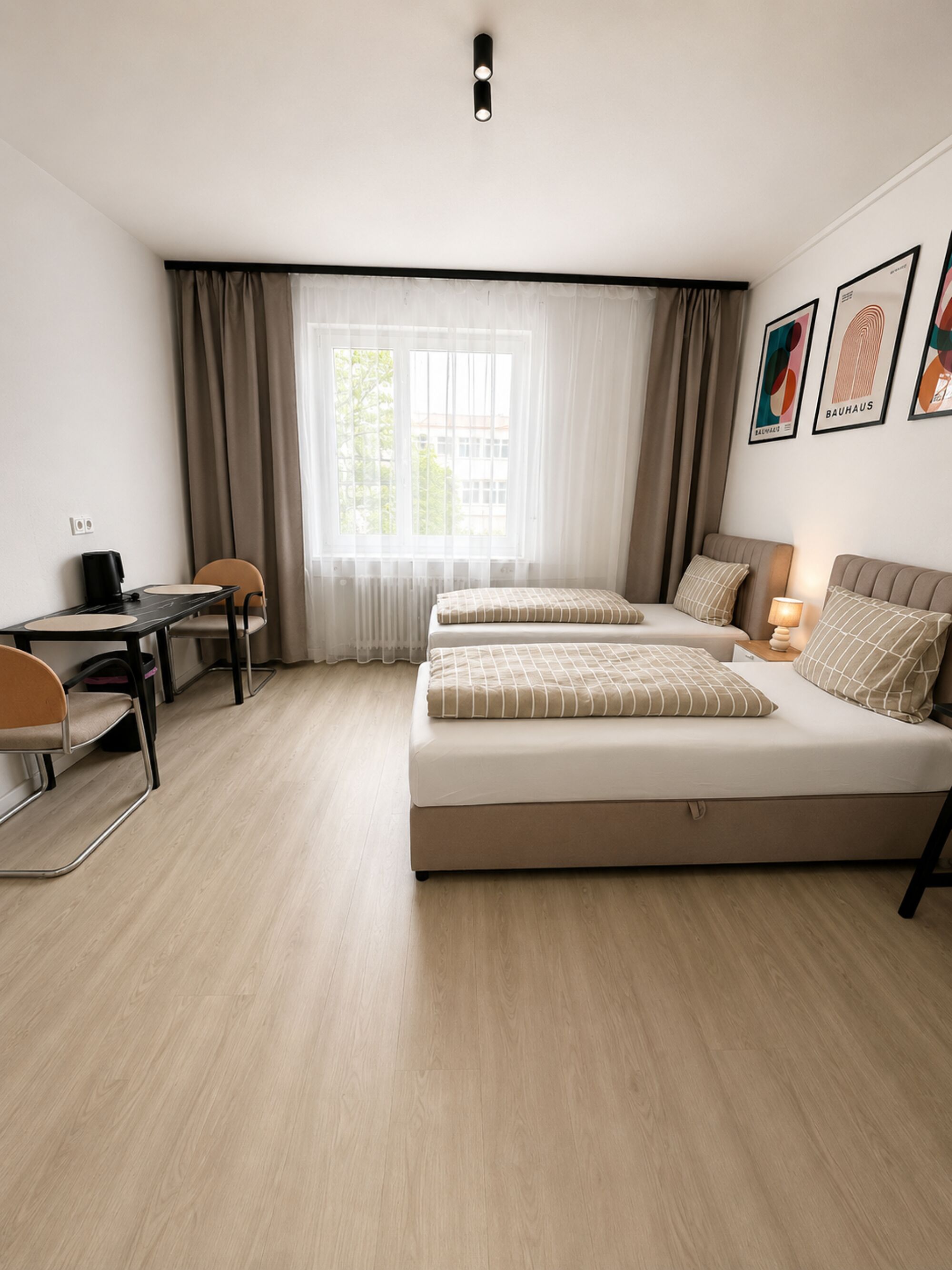 Einzelzimmer 2 Personen Einzelzimmer 2 Personen