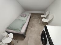 B5 Picture 12 B5 Picture 12