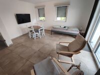 B5 Picture 10 B5 Picture 10