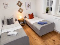 1. OG — Zweibettzimmer / Twin room 1. OG — Zweibettzimmer / Twin room
