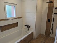 Kernsanierte neu möblierte EG-Wohnung, 4 DZ mit Einzelbetten Bild 6 Kernsanierte neu möblierte EG-Wohnung, 4 DZ mit Einzelbetten Bild 6
