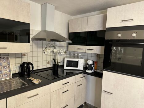 MB Homes Hechingen-Tübingen-Reutlingen Einzelzimmer 2-8Personen Obrázok 5 MB Homes Hechingen-Tübingen-Reutlingen Einzelzimmer 2-8Personen Obrázok 5